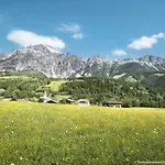 Balcony Mountainview * Saalfelden am Steinernen Meer