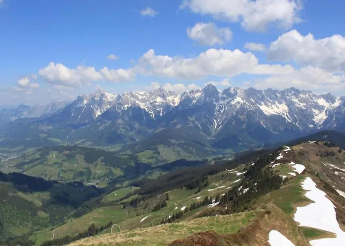 Balcony Mountainview 萨菲登安斯泰内嫩米尔